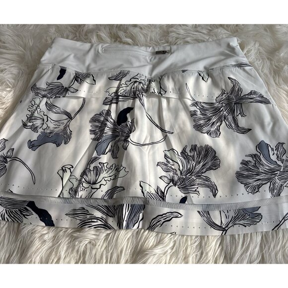 Athleta Women's White and Black Print Laser Run Skort Size Small Tennis Prep - Picture 3 of 8